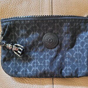 Kilpling pouch